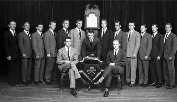 Freemasonry Watch - Information about Freemasons and Freemasonry. Freemasonry, freemasons, freemason, masonic lodge, scottish rite, 33rd degree, da vinci code secrets
